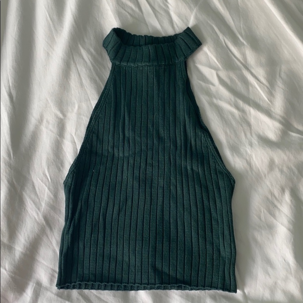High-neck Crop Top